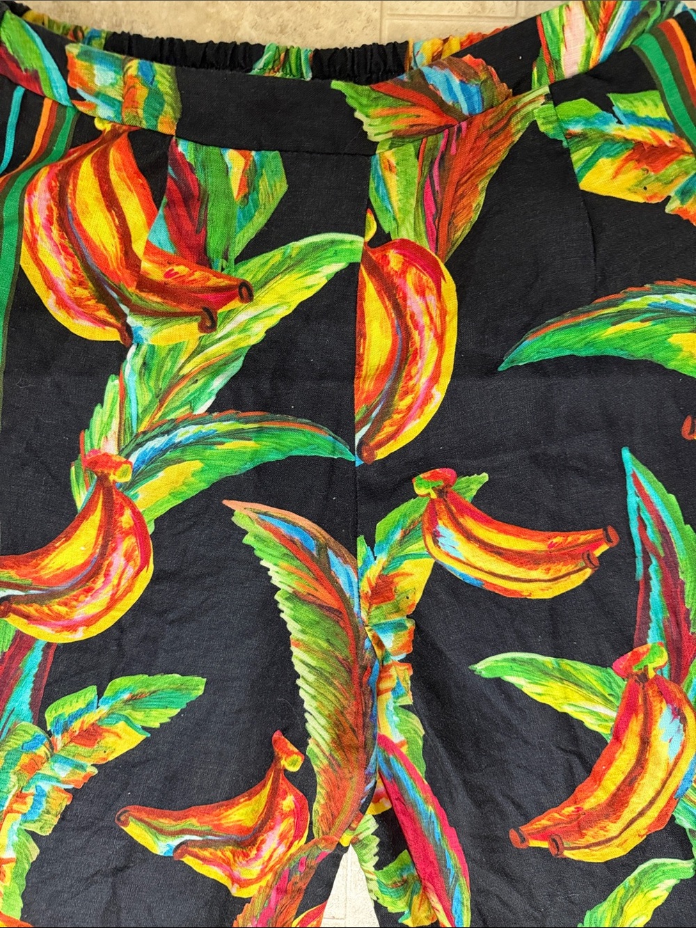 FARM Rio Black Wide Leg Pants & Halter Set with Multicolor Banana & Leaf Print - Picture 3 of 10